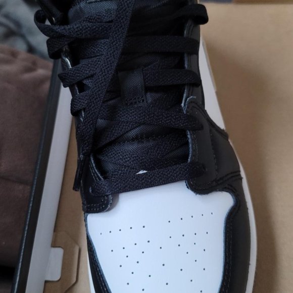 Air Jordan Mid GS - Brand New  Size 7Y - Picture 6 of 13